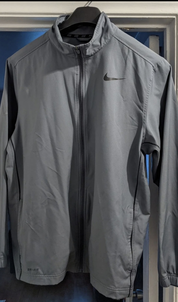 Nike Dri-FIT Windbreaker Jacket
